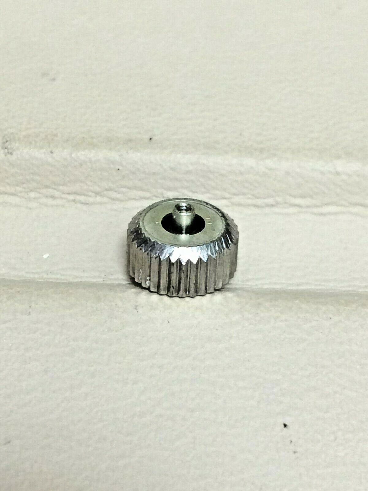 STAINLESS STEEL VINTAGE 1960’S 1970’S OMEGA SPEDMASTER 145.012 CROWN