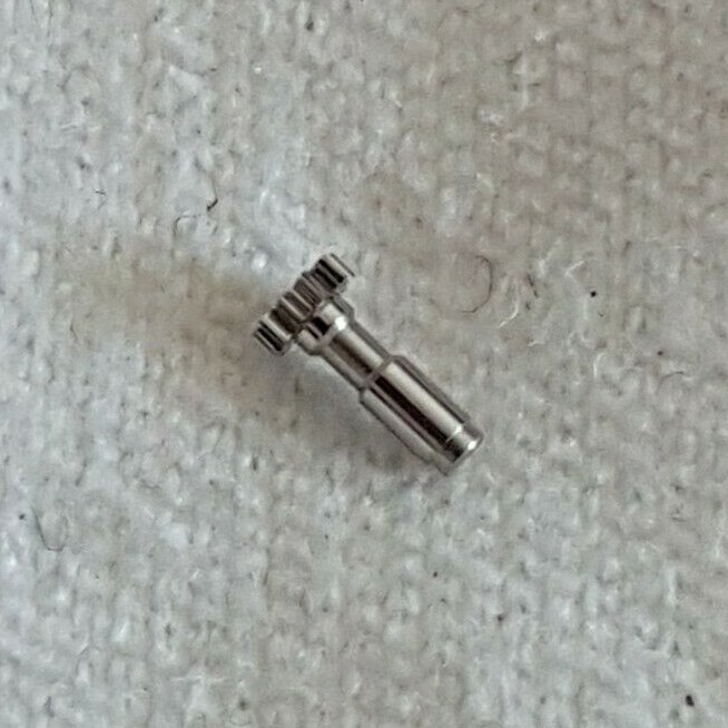 Omega Caliber 302 Part Number 1221 (Canon Pinion, Height 2.76mm)