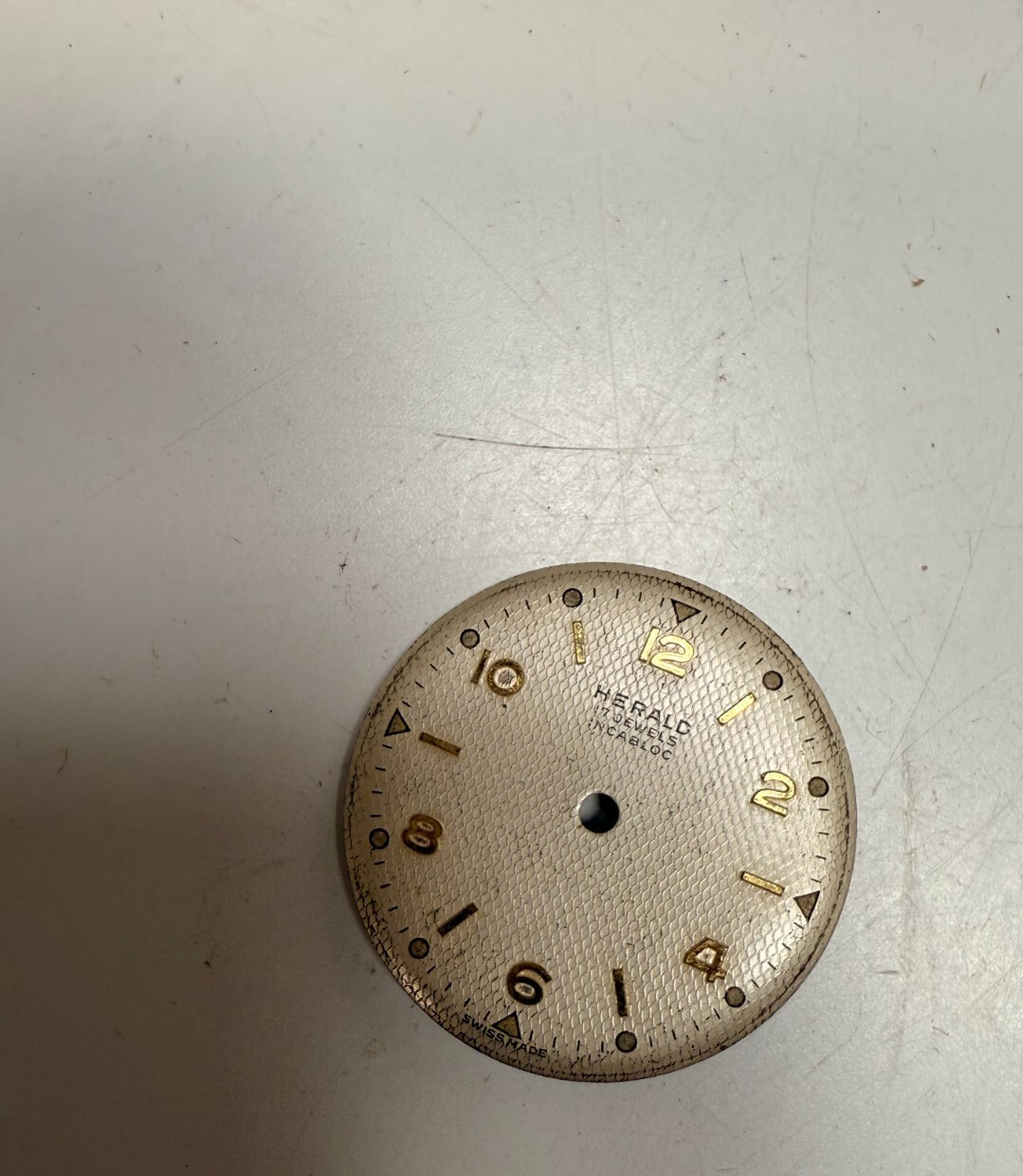 NICE Vintage 1940’s Herald Watch Dial 17 Jewel Incabloc Cream 26mm Gold Markers