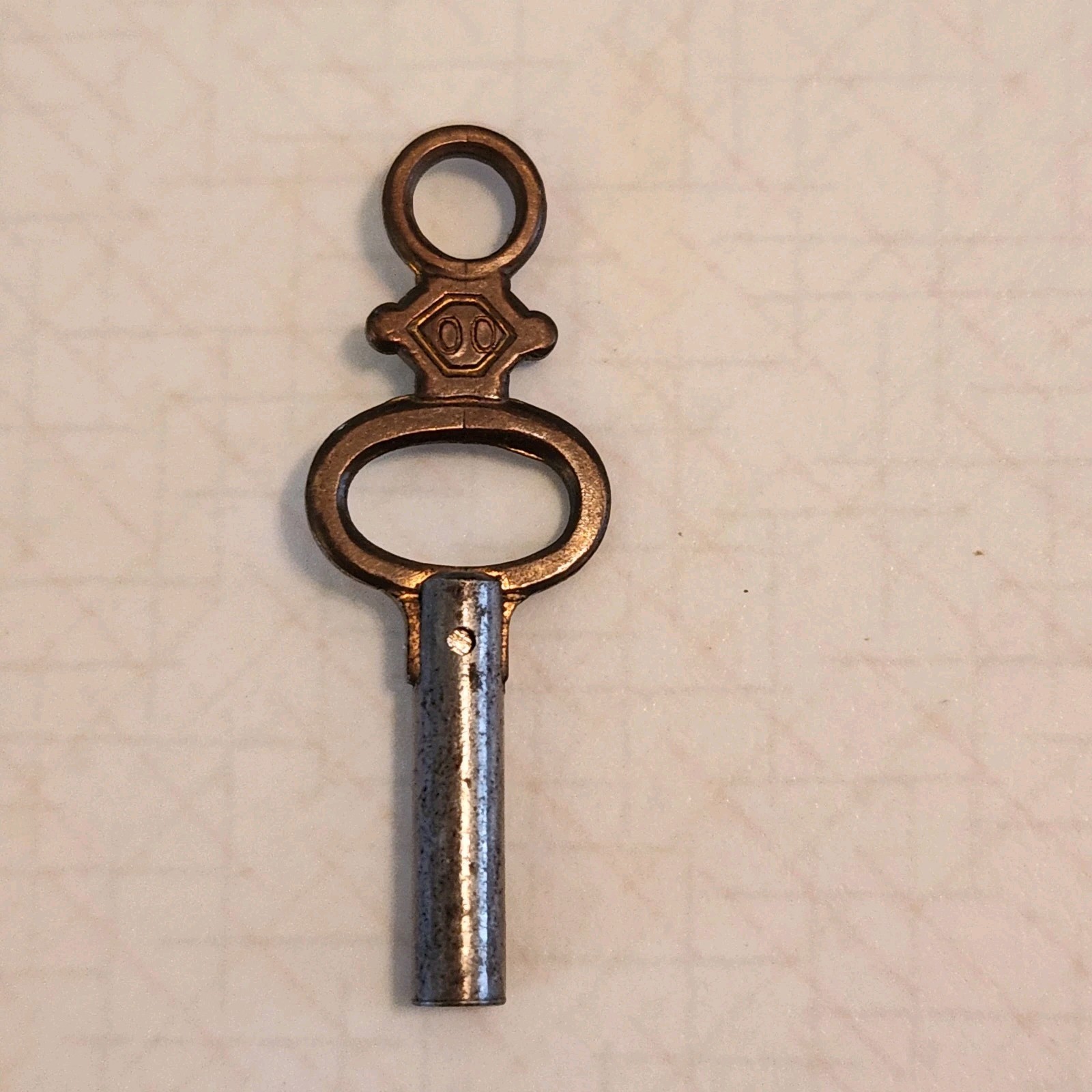 Antique Pocket Watch Key Size 00 Fits Post 2mm Euro .90 In Some English Clocks