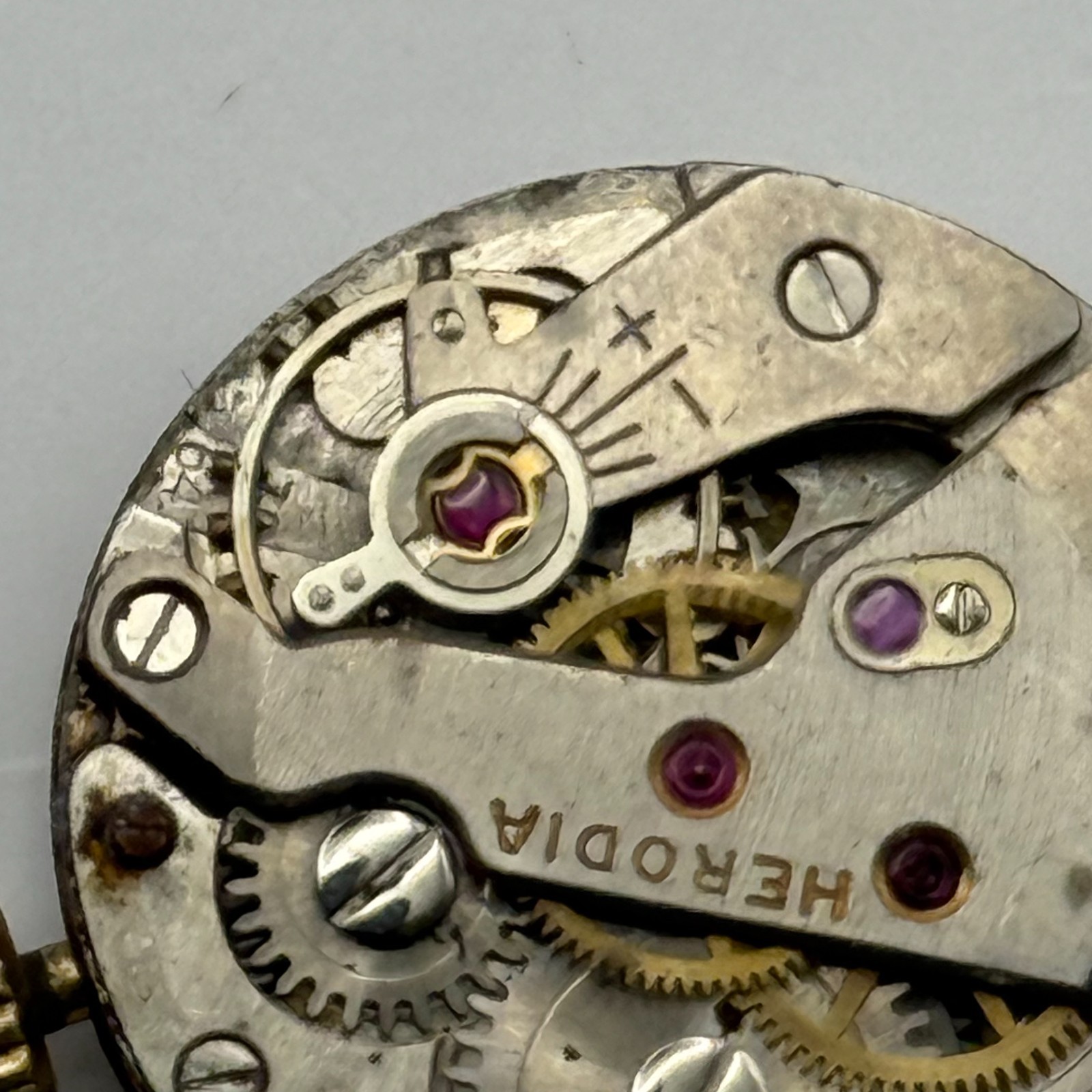FHF 64 Watch Movement Herodia Ancre 17 Rubies Swiss Vintage Parts Repair 19.2mm