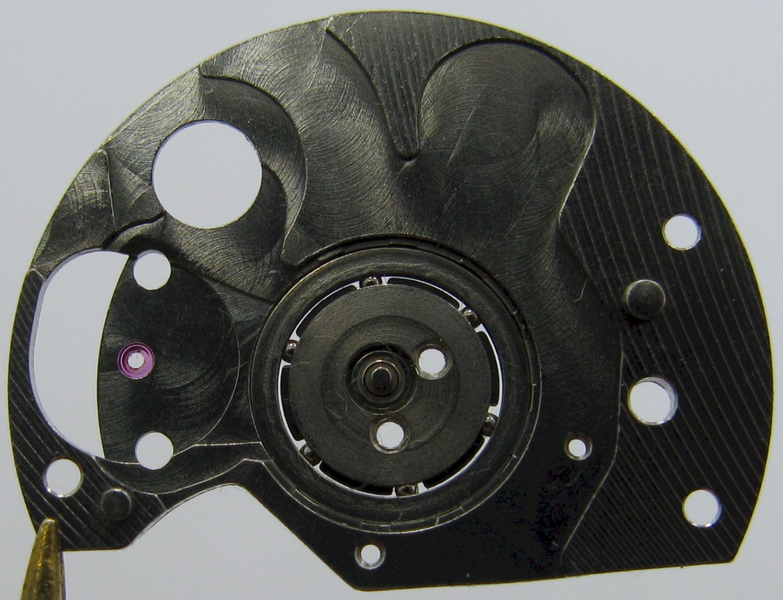 Seiko 6106 A 25 jewels watch part: upper oscillating weight bridge