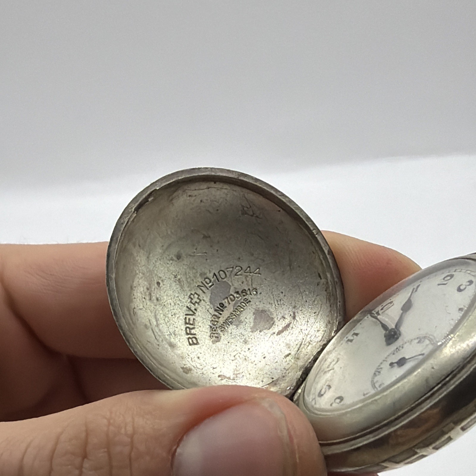 Antique Brevet USA Military Golf Ball Trench Pocket Watch Running 15 Jewels