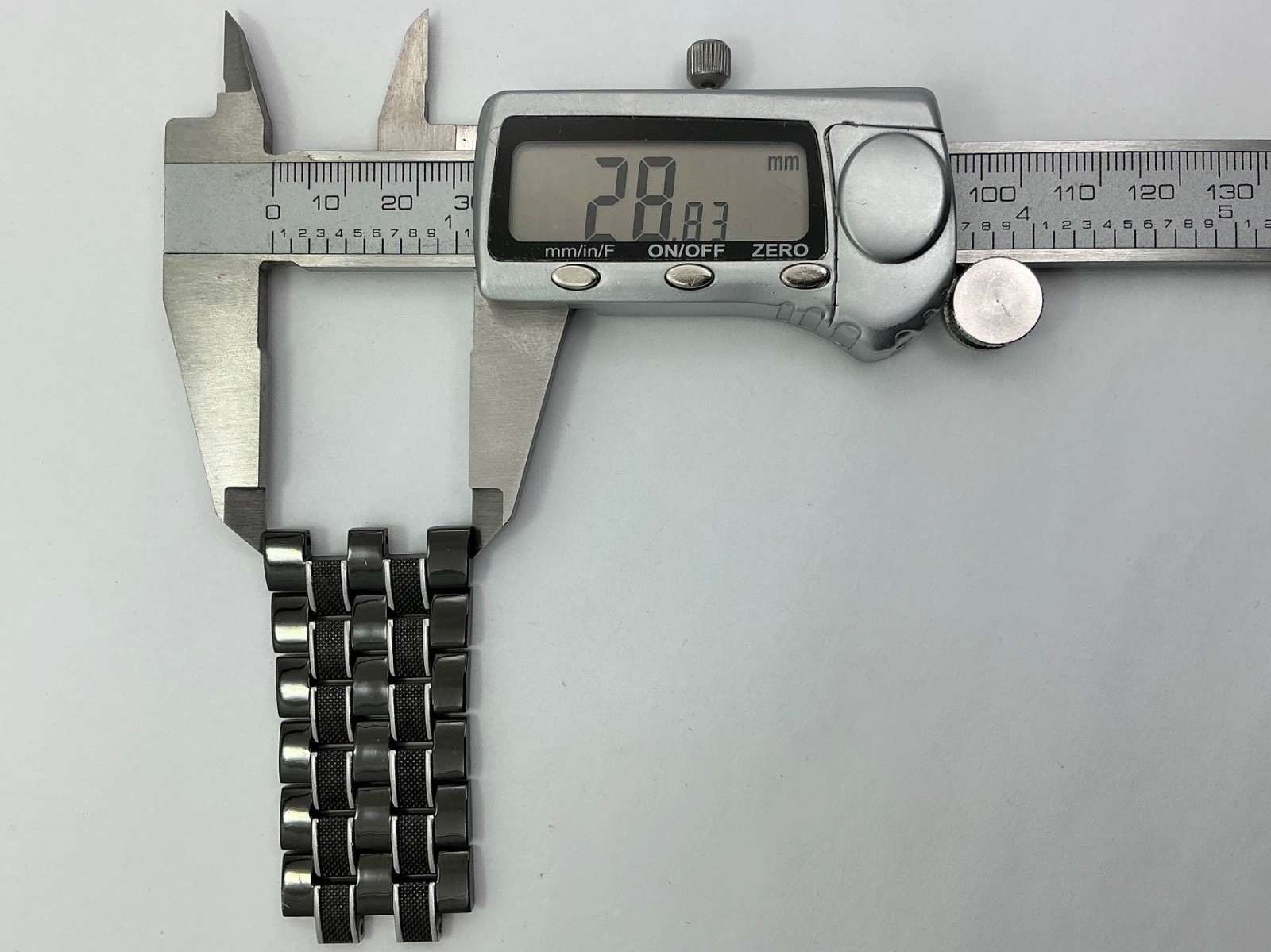 Bulova Model 98D111 Caseback C9331138 CONTINUOUS Partial Band Black Tone