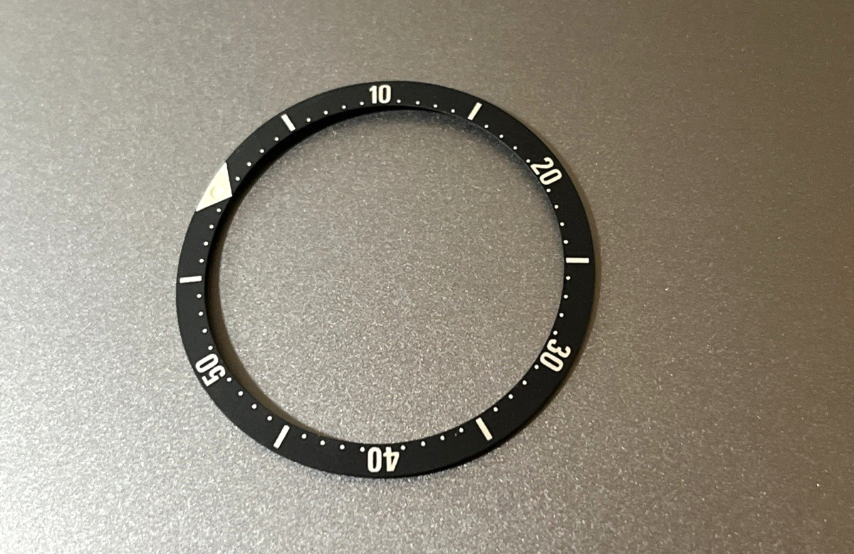 TAG Heuer Watch Bezel HL6009 Black Gray/Silver Numbers Diameter 34 mm Swiss OEM