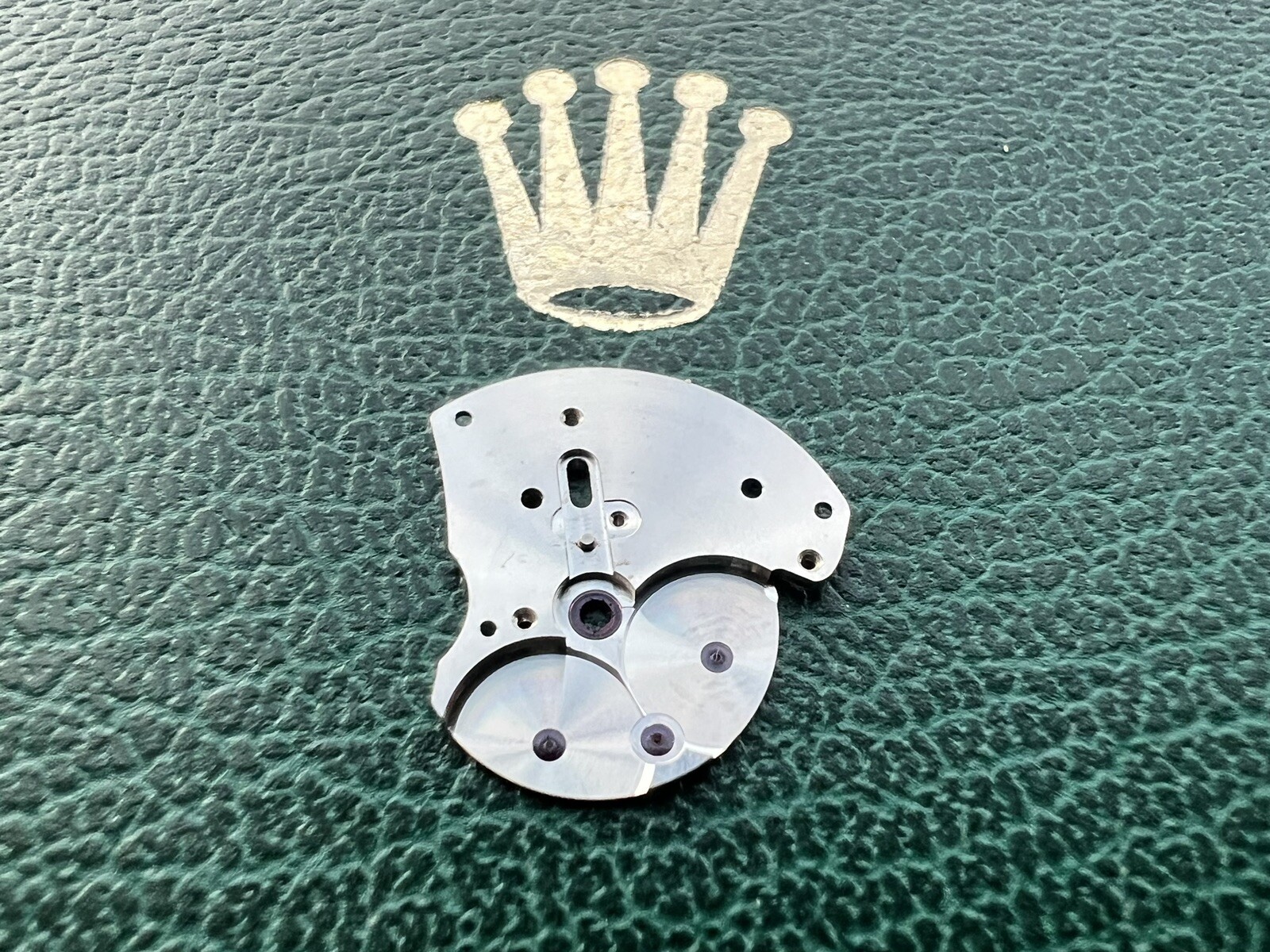 Genuine ROLEX 3135 Part#140 Automatic Device Upper Bridge – OC#829