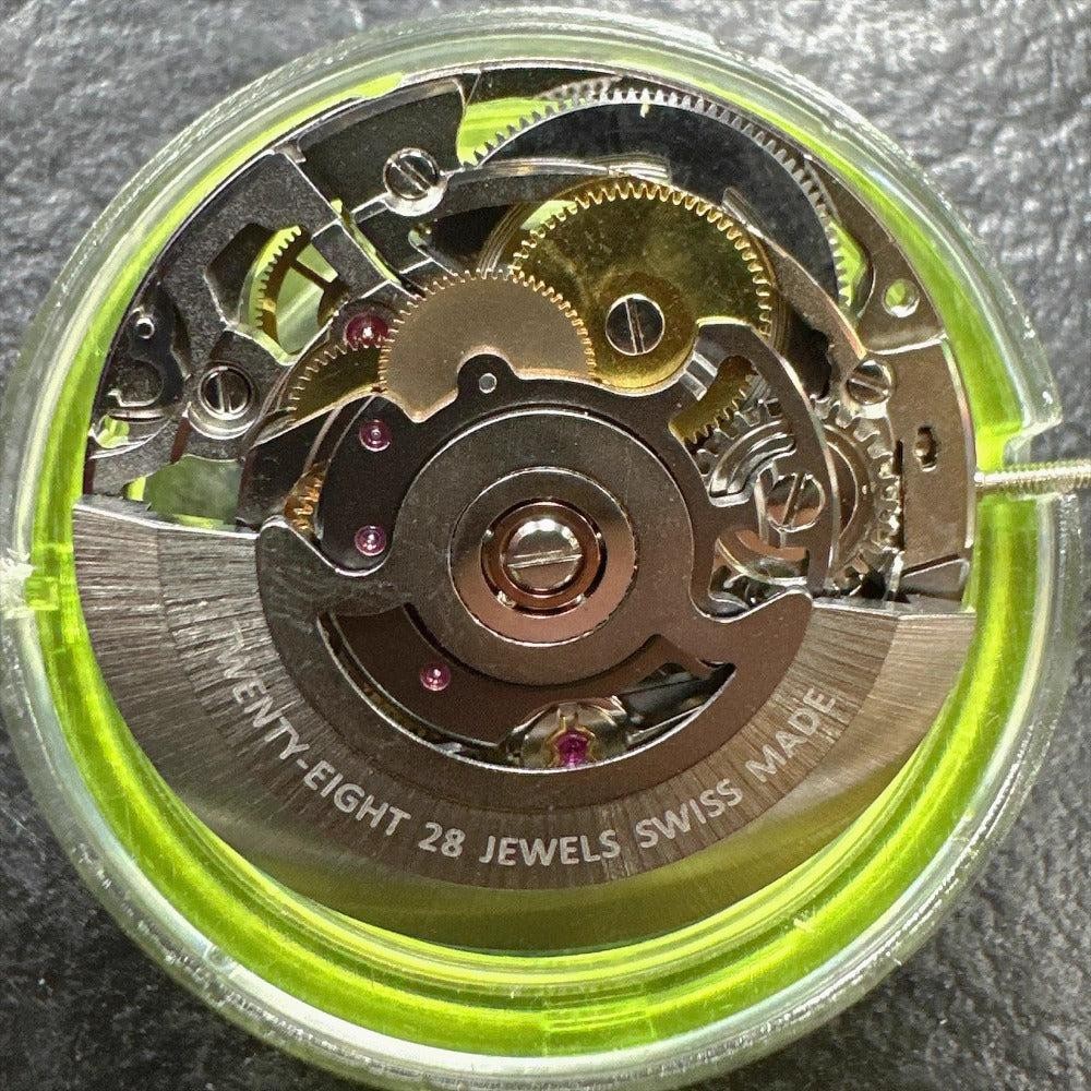 China Made Silver 2824 Automatic Mechanical Movement 3 Hands No Calendar