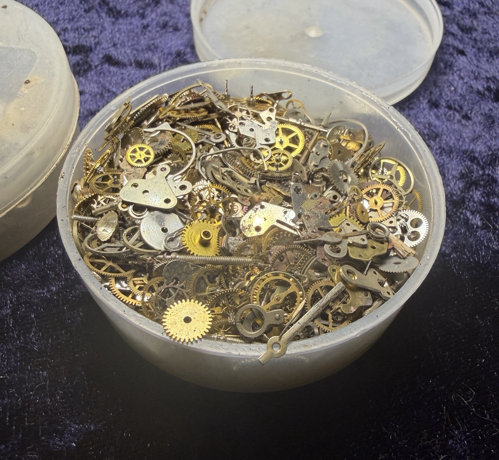 25g Vintage Steampunk Tiny Watch Gears & Parts Original Arts Crafts #00121