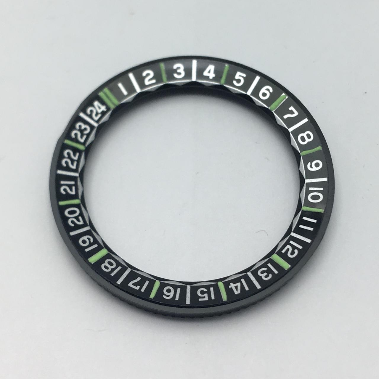 Orient World Diver Y469622-7A Inner Bezel Ring NOS Watch Part