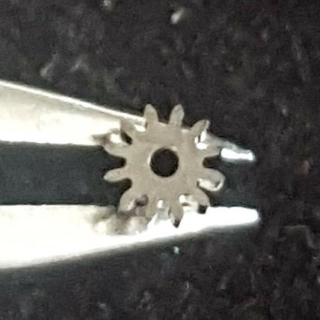 Longines Caliber 370 Part Number 240 (Canon Pinion)