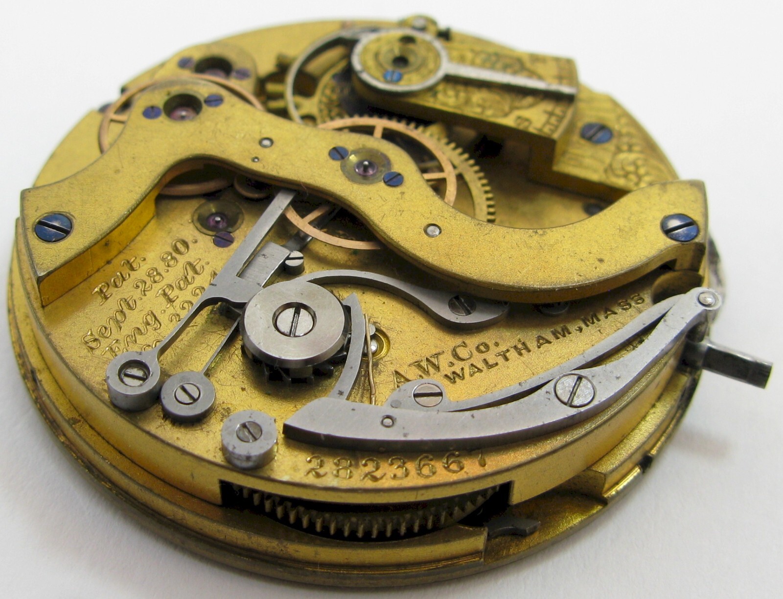 Waltham 14s 1884 Watch Movement 17 jewels fit OF case Serial 2823667 for parts