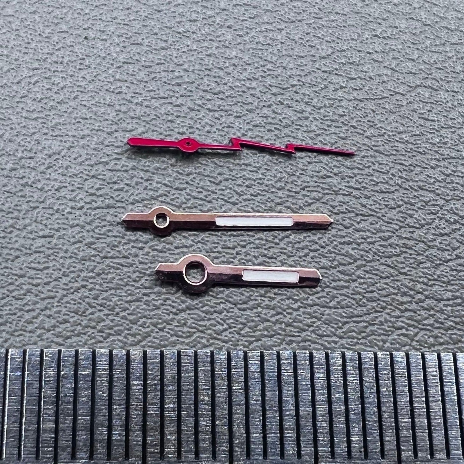 2 Sets Rose Golden Trim Red Second Green Lume Watch Hands for Ronda 515