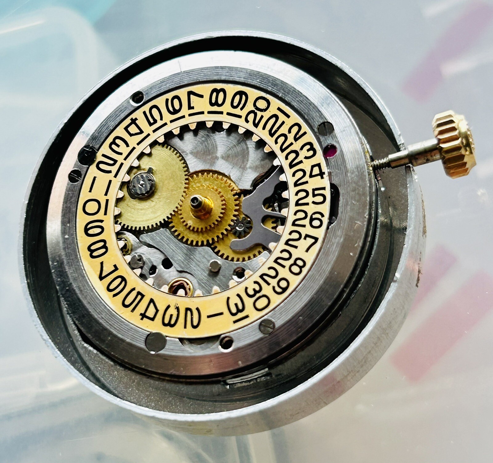 RARE NICE ROLEX NON HACKING WORKING COMPLETE 1570 MOVEMENT RED SUBMARINER 1680