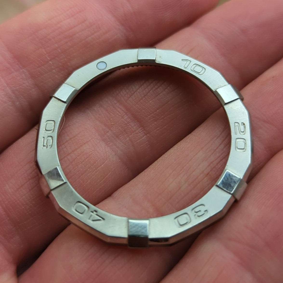 Tag Heuer WAY111Z Aquaracer Watch Bezel Part Very Good Condition (T24)