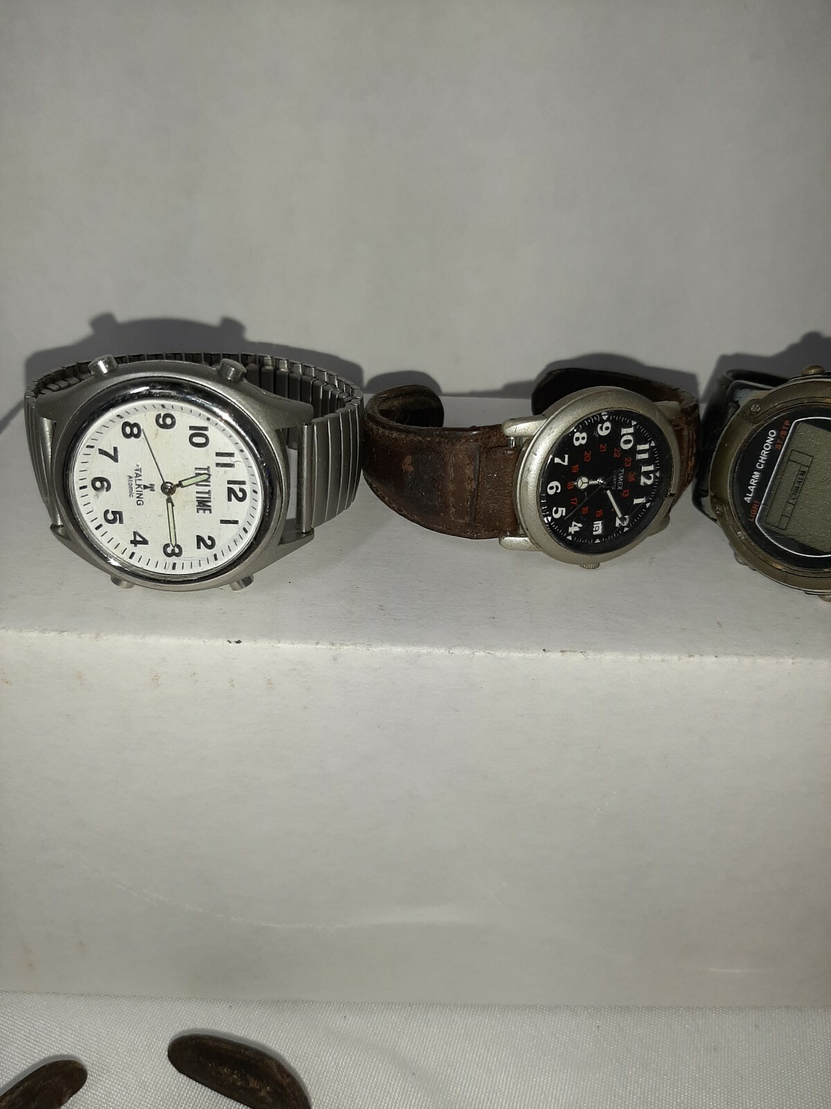 LOT OF VINTAGE WATCH PARTS bands and more timex stellar unitron