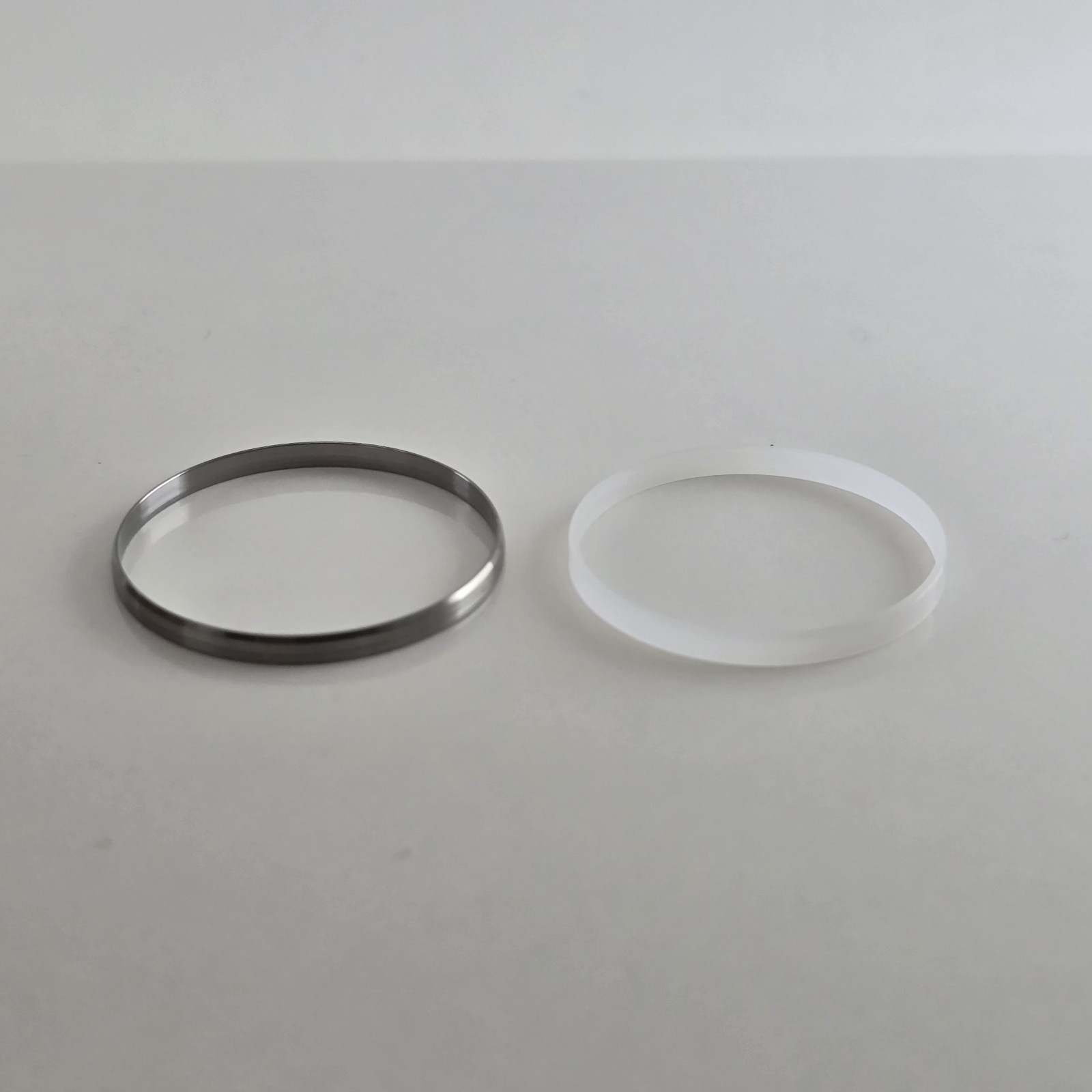 ROLEX SUBMARINER 116610 WATCH CRYSTAL RETAINER RING & GASKET (MINT & ORIGINAL)