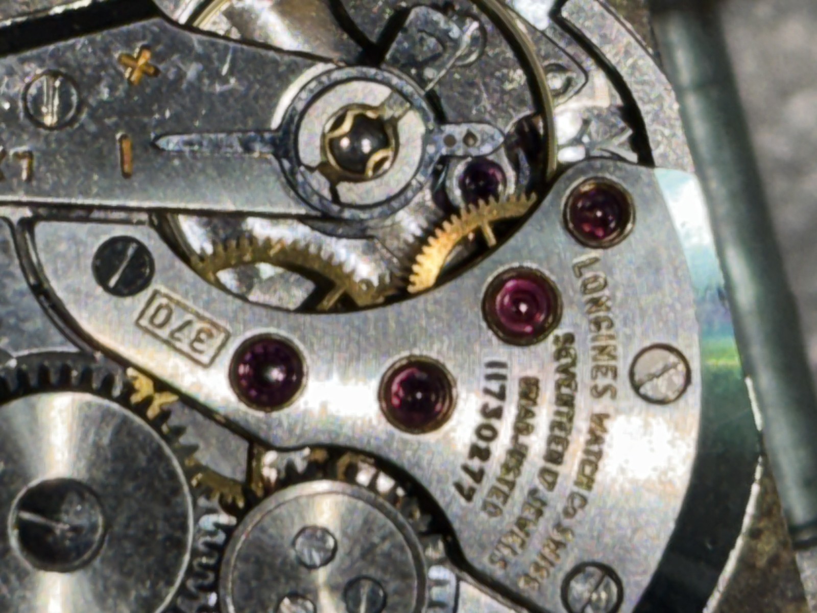 Vintage Longines Caliber 370 17-Jewel Wristwatch Movement Good Balance Parts