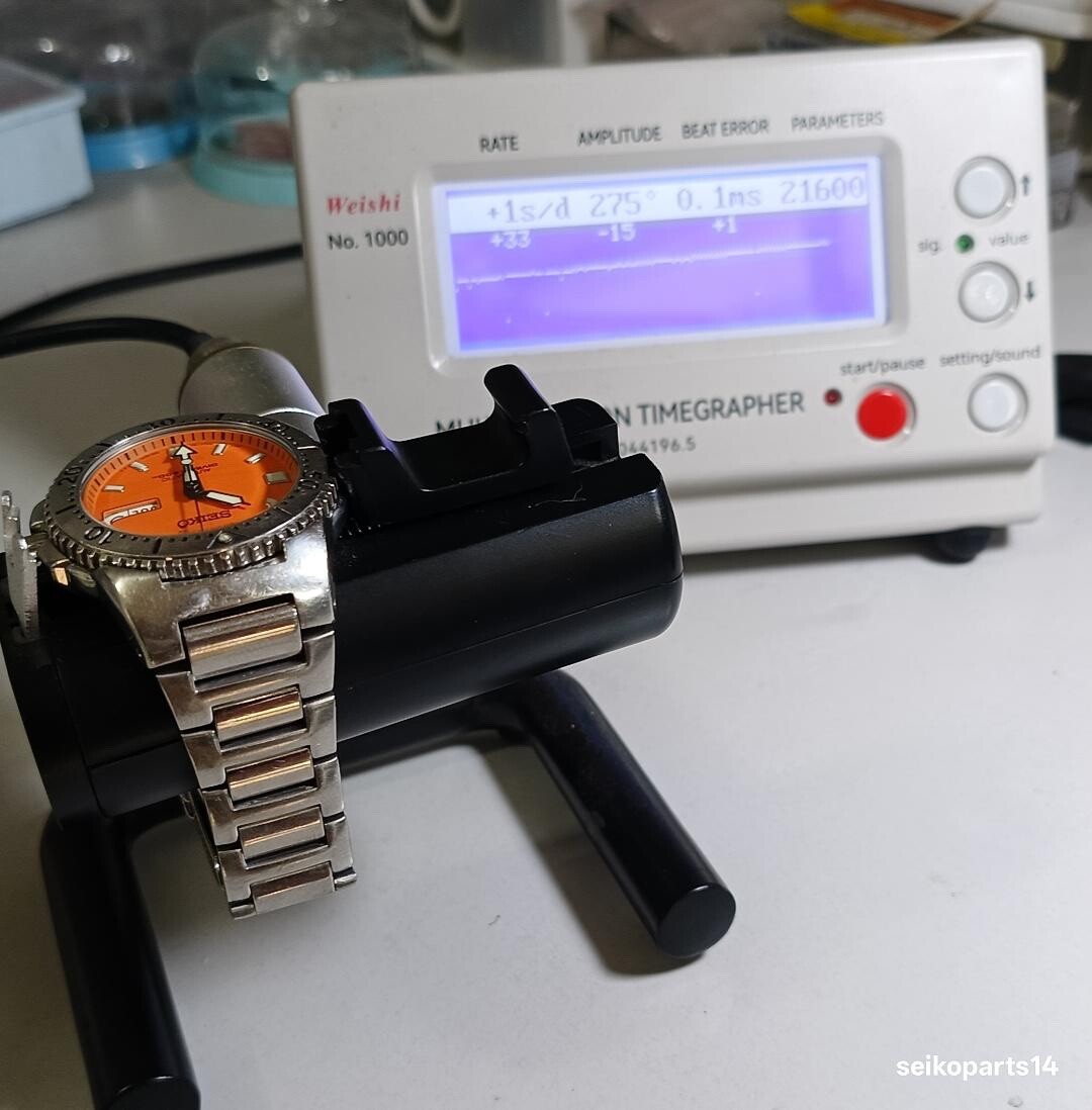 SEIKO KNIGHT RARE ORANGE SKXA61 7S26-01X0 U.S. MARKET 2006 JULY ALL ORIGINAL
