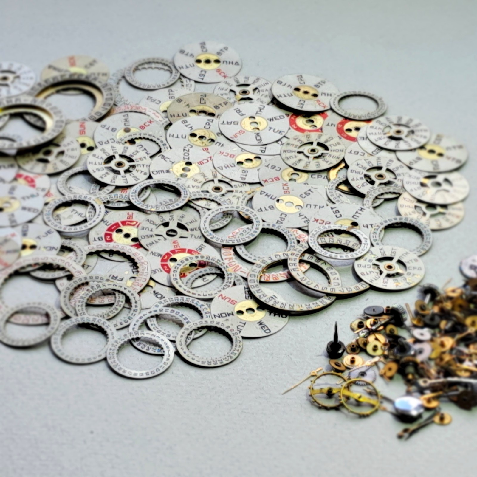 100 Vintage Watch Date Rings + Mixed Watch Parts Hands Gears Crowns Steampunk