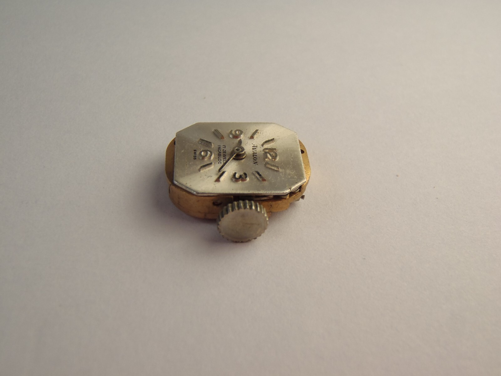 Avalon 6650 Swiss Watch Movement 17J Swiss Manual Wind Running