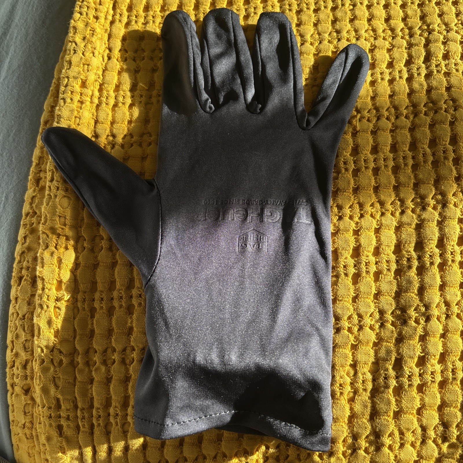 Tag Heuer black jewelry watchmaker gloves size L