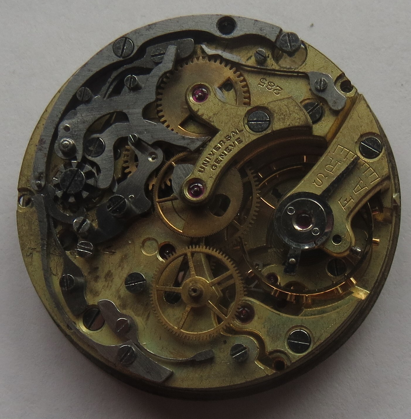 Universal Geneve Chronograph mens wristwatch movement & dial cal. 285