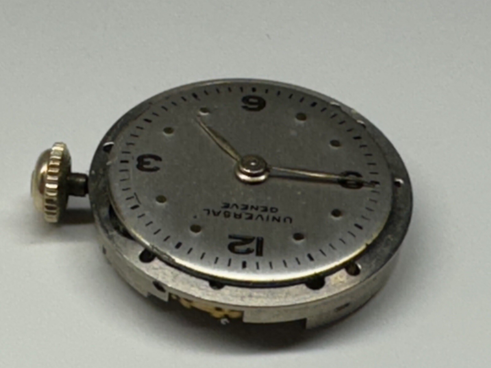 universal geneve & movado ladies wristwatch movements only working !