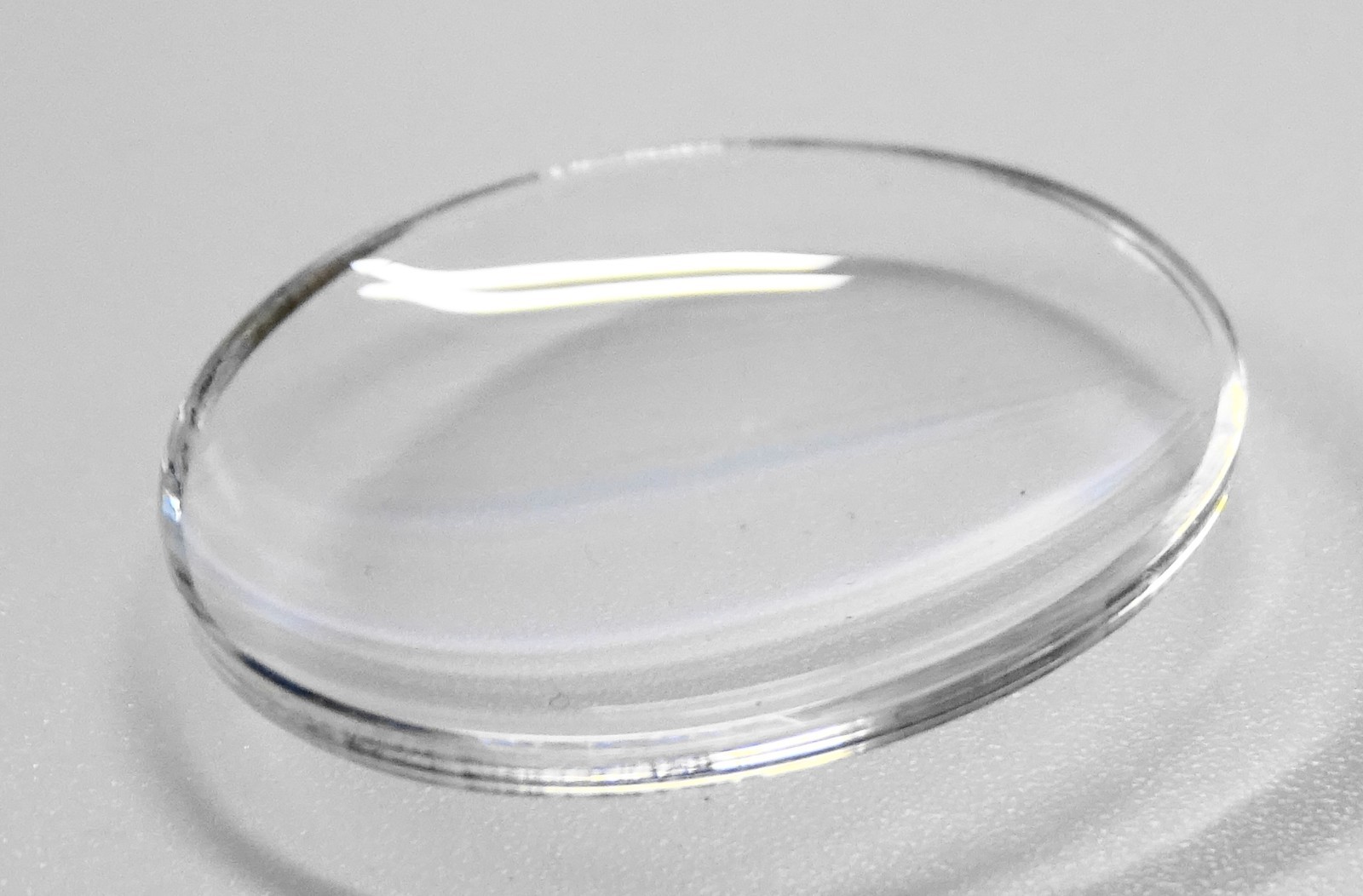 ROBUR OVAL Watch Glass 31.1 X 28.4 mm CAT.4 BOMBÉ Clear Acrylic, 3.9 mm