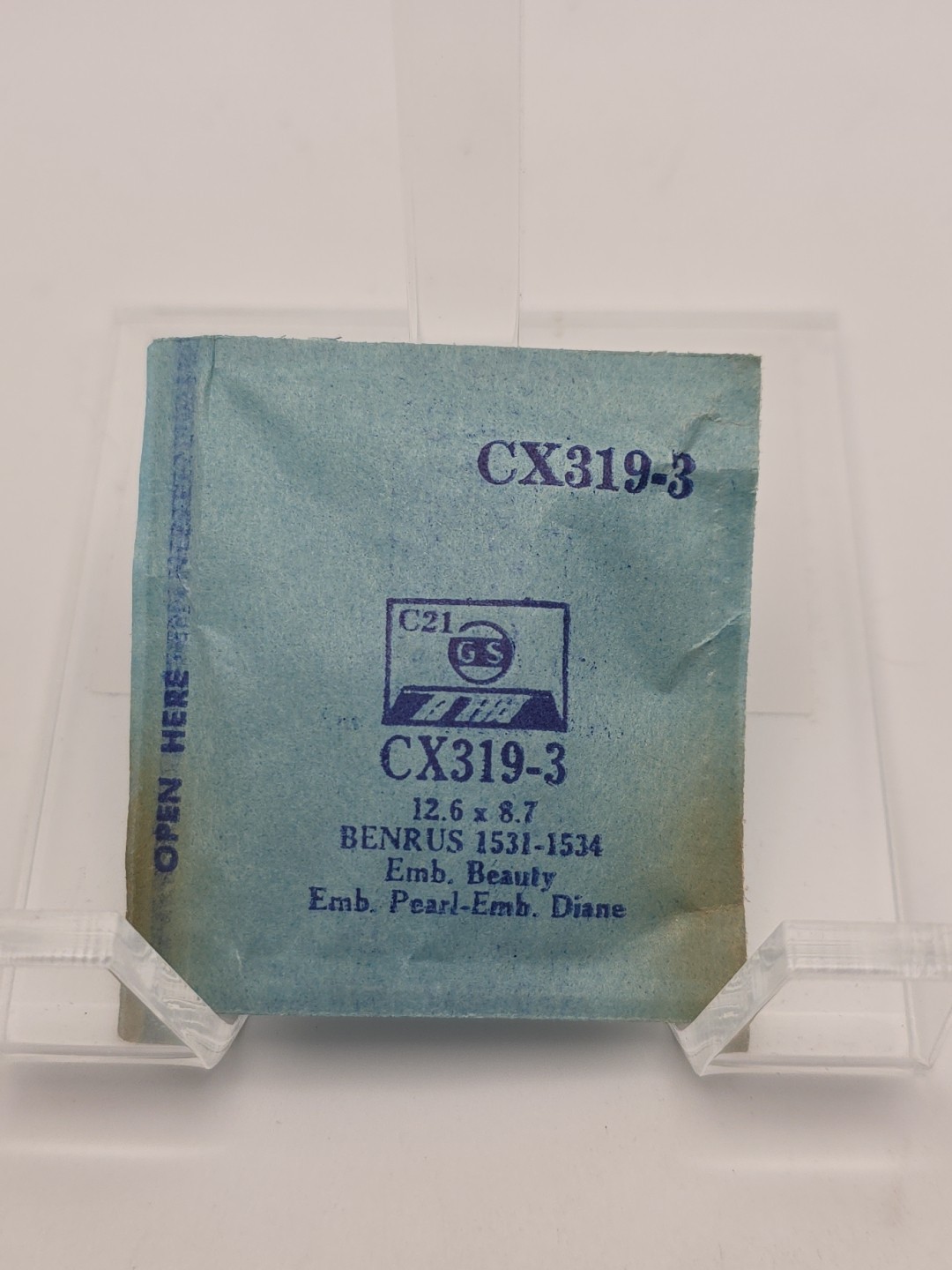 G-S Watch Crystal CX319-3 Benrus 1531-1534 Emb. Beauty Pearl Diane