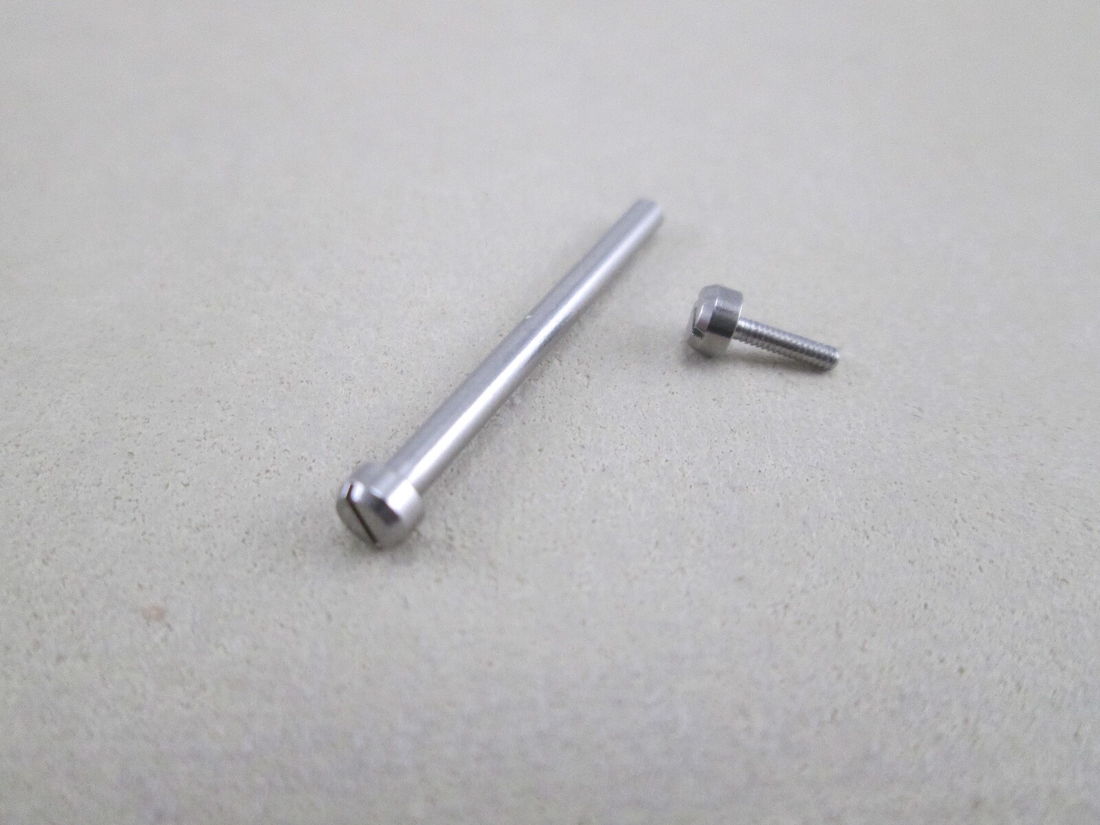 Casio G-Shock GW500 GW501 GW510 GW520 GW530 GWM500 watch band post & screw @ 12