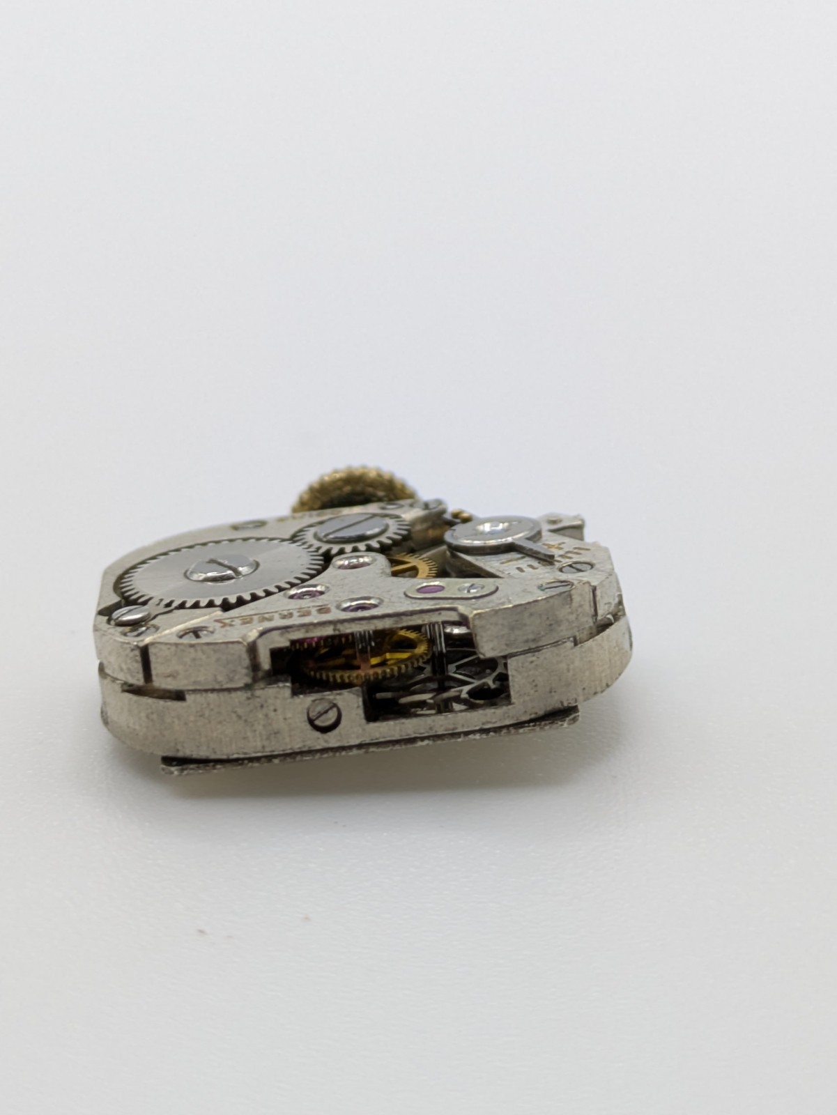 AS 976 Bernex Manual Wind Watch Movement Swiss Made 17 Jewels Untested 14.8mm