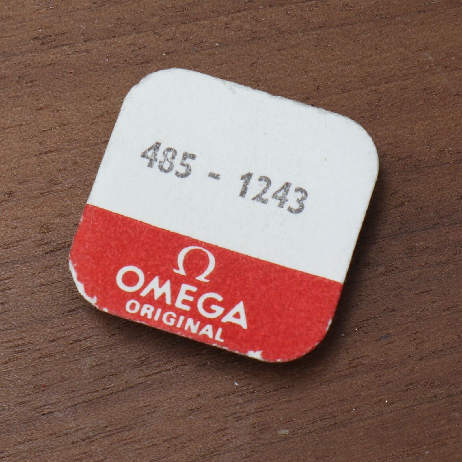 OMEGA Ω Calibre 485 – 1243 4th Fourth Wheel Watch Movement Part Swiss Made NOS