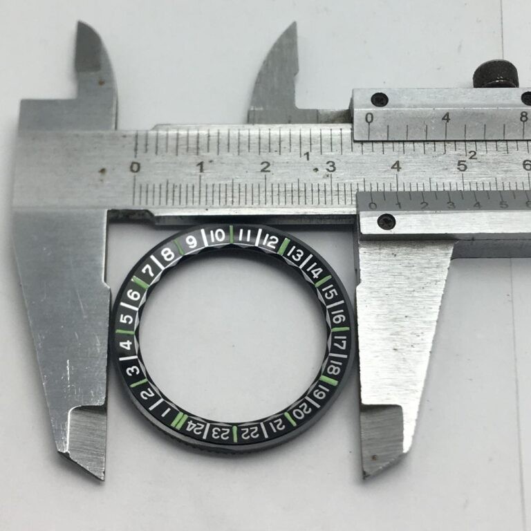 Orient World Diver Y469622-7A Inner Bezel Ring NOS Watch Part