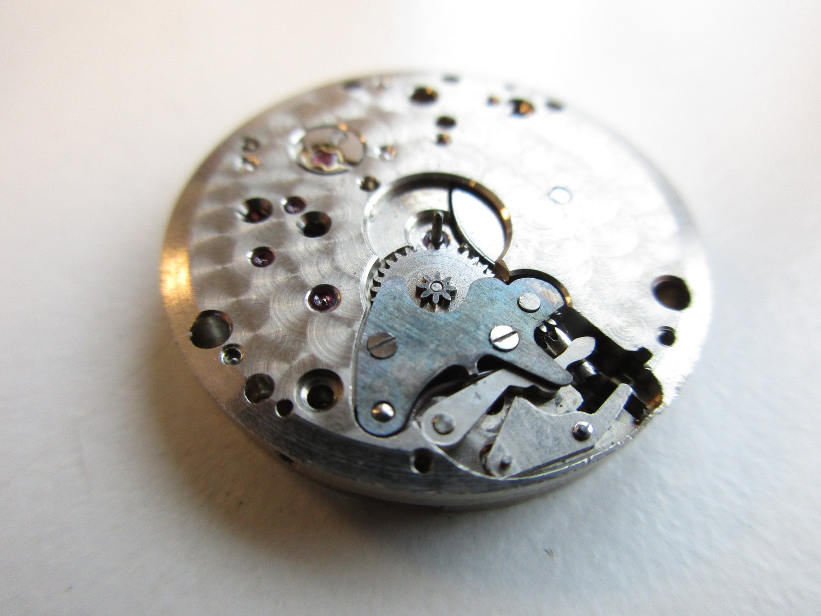 Alpina cal. 590R Swiss watch movement – setting lever spring broken