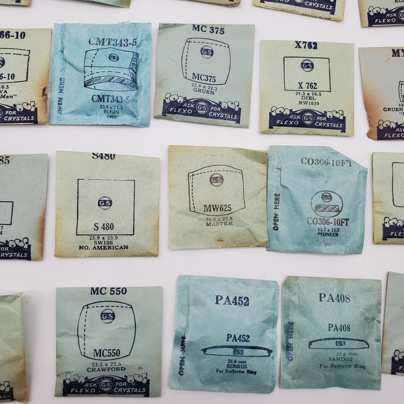 Lot of 50 G.S. Watch Crystals for Various Watch Maker NOS Various Sizes #41