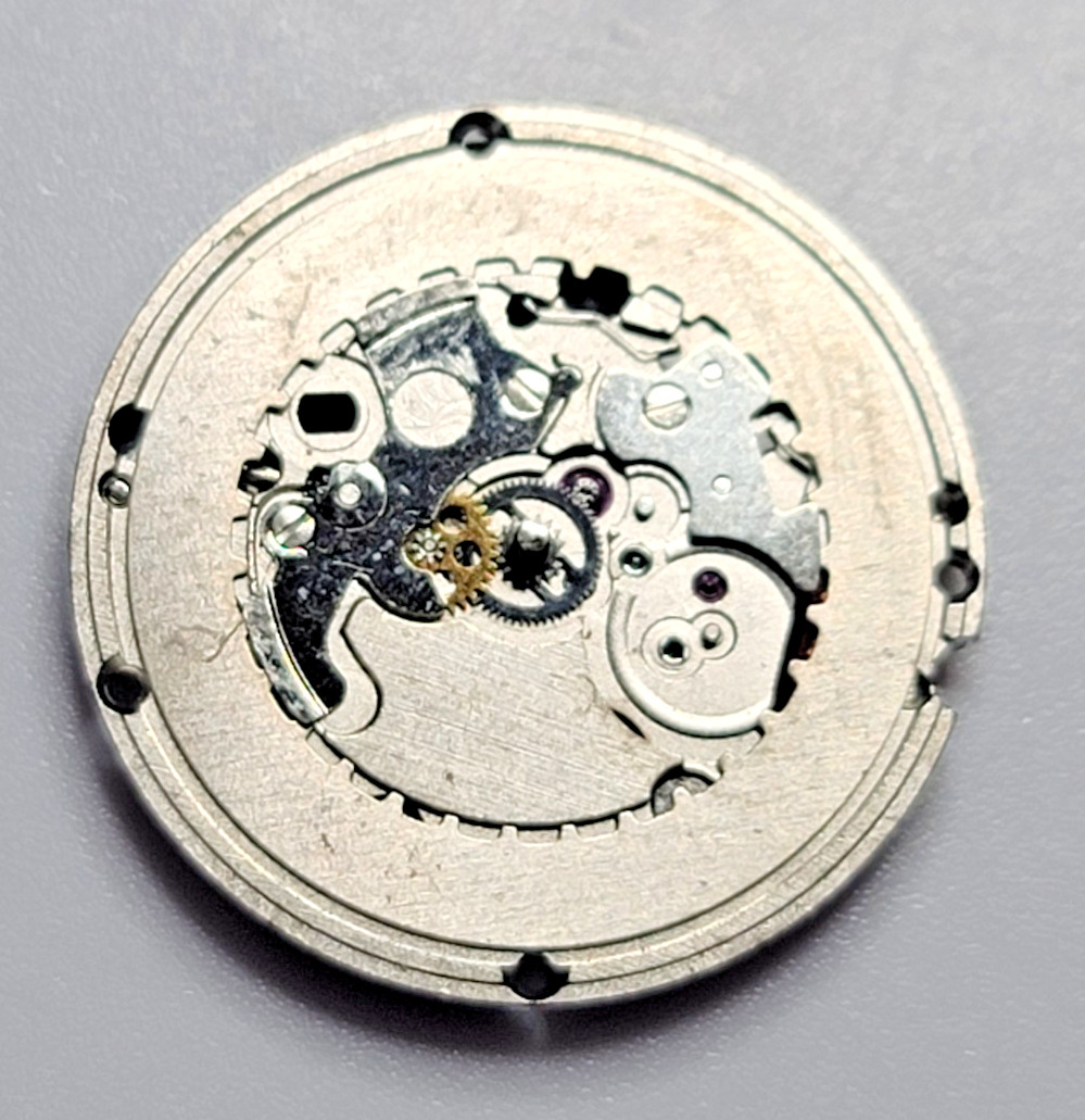 ETA 256.041 Swiss Quartz Watch Movement 6 Jewels Date Caliber Parts – F18