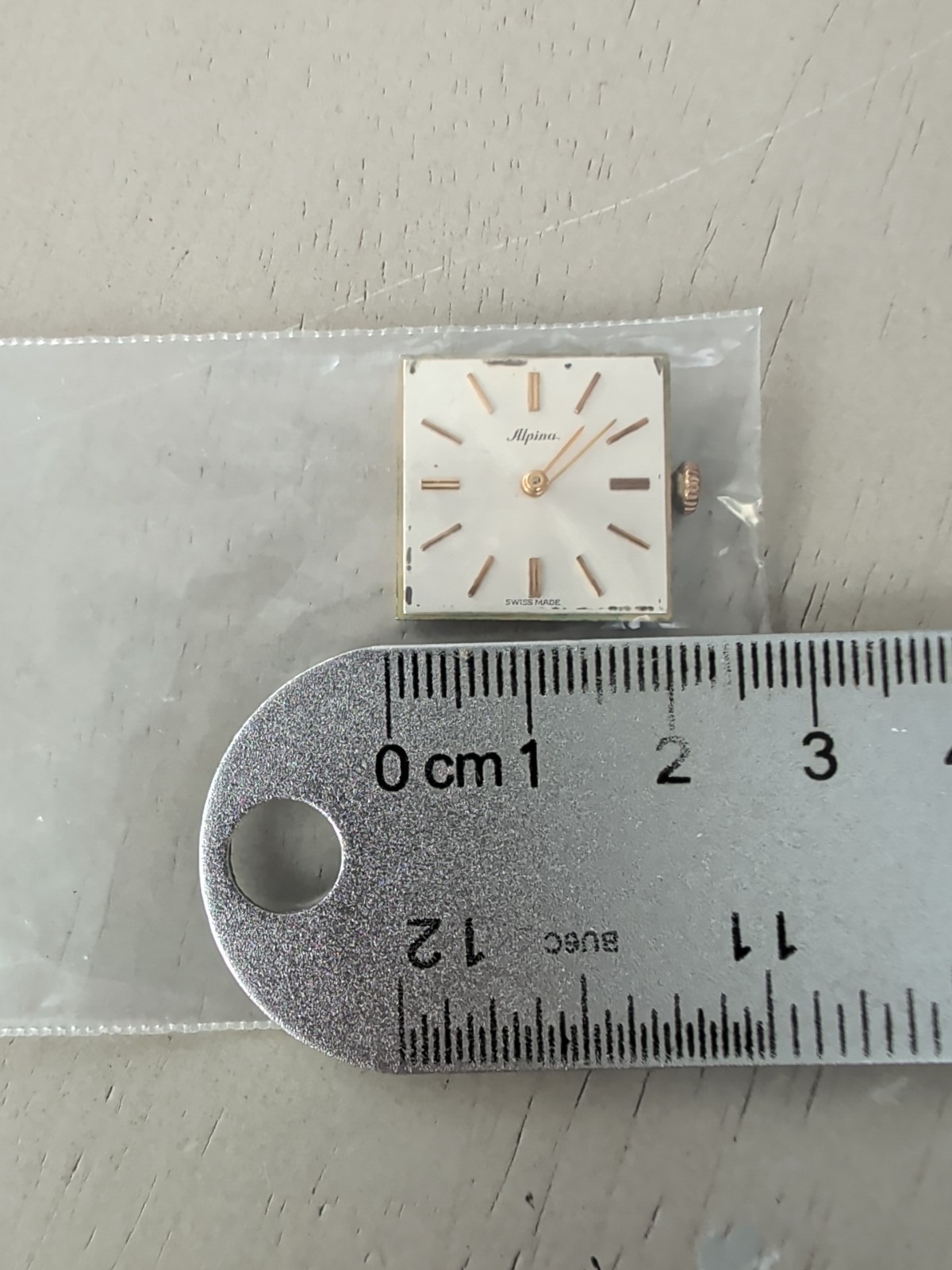movement Alpina 556 17jewels with its dial Running For Parts