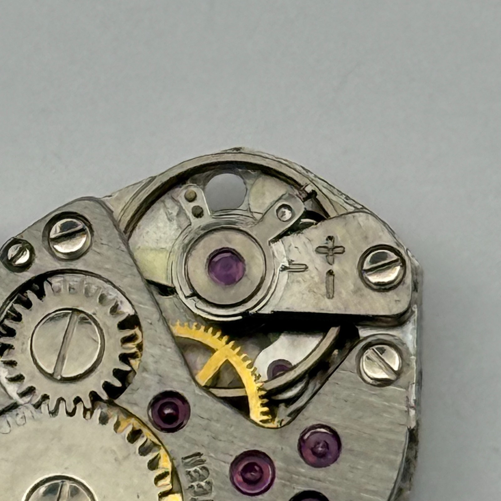 FHF 60 Watch Movement Regency 17 Jewels Swiss Manual Wind Parts Repair 15.3mm