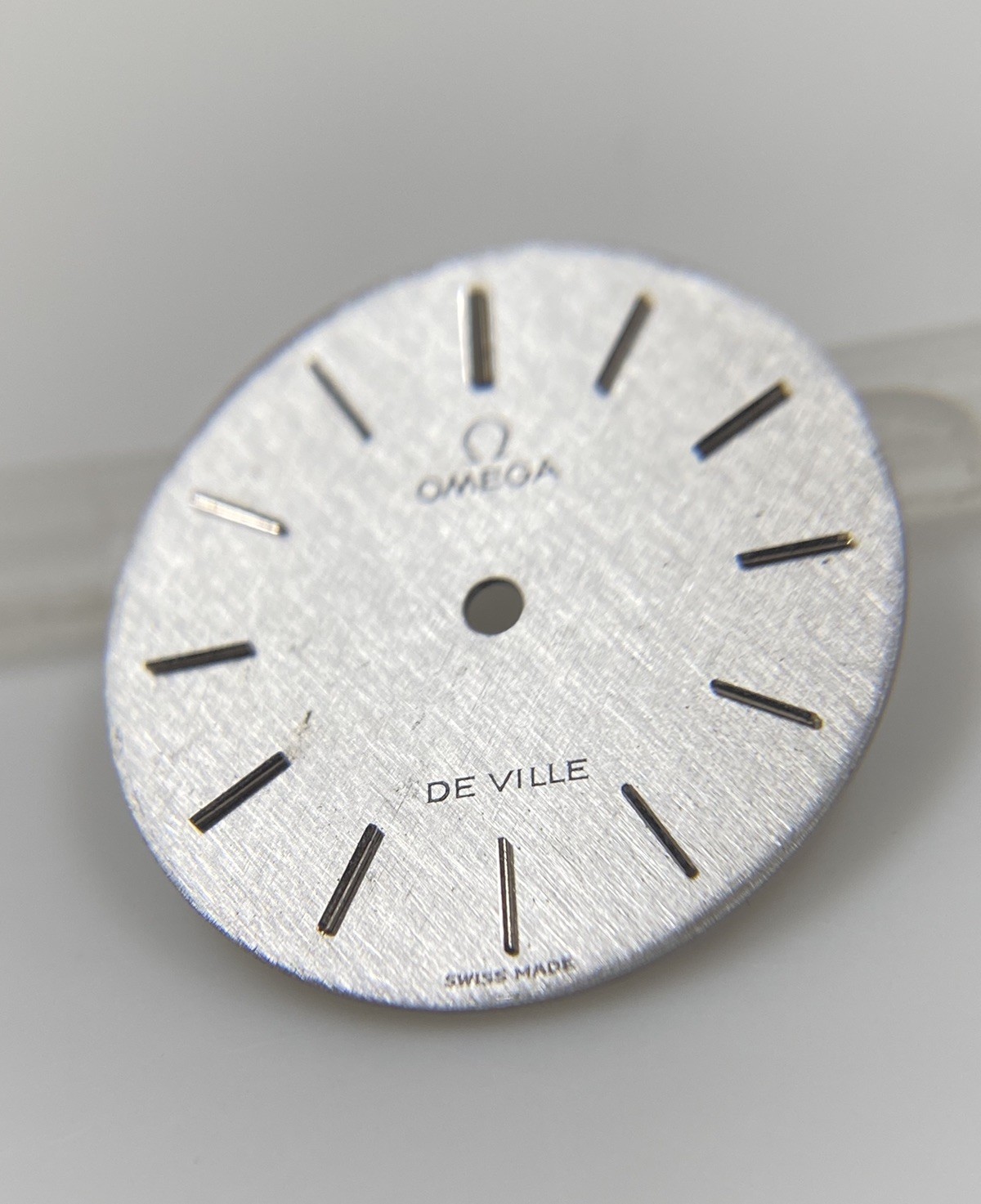 Original Vintage Omega De Ville Caliber 625 Silver Linen 20.8mm Dial