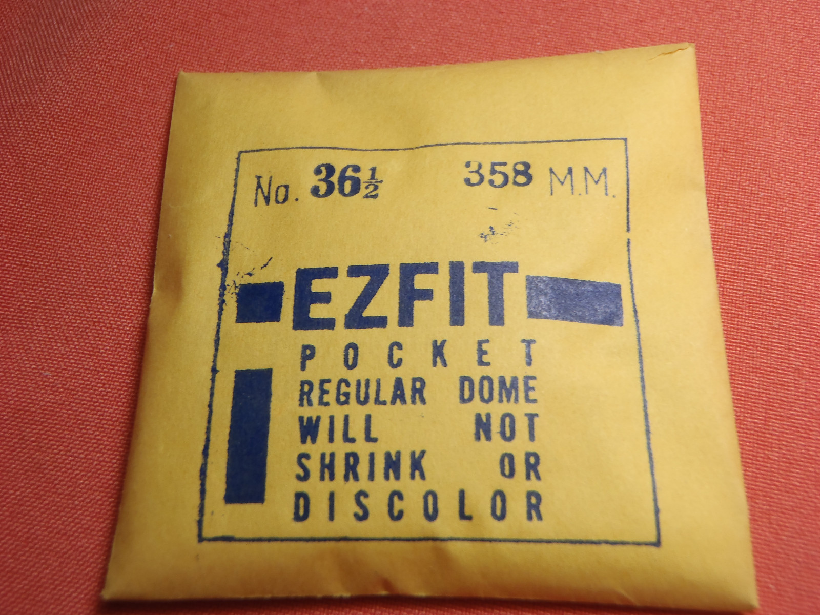 EZFIT REGULAR DOME ROUND PLASTIC WATCH CRYSTAL 35.8MM NOS