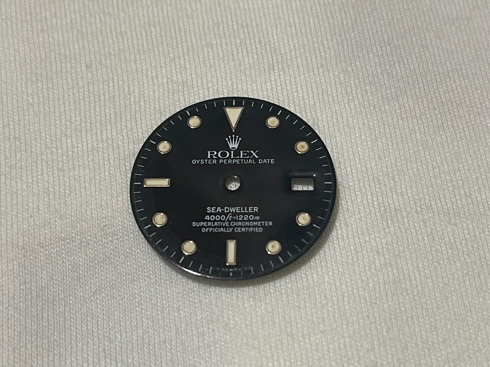 *Very Rare* Rolex Sea-Dweller Glossy Black Tritium Dial 16660 16600