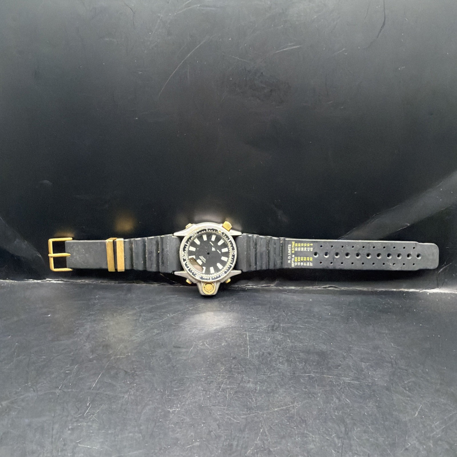 HARD TO FIND CITIZEN C022-088093 AQUALAND SS BVT010609 PARTS CASE AND STRAP
