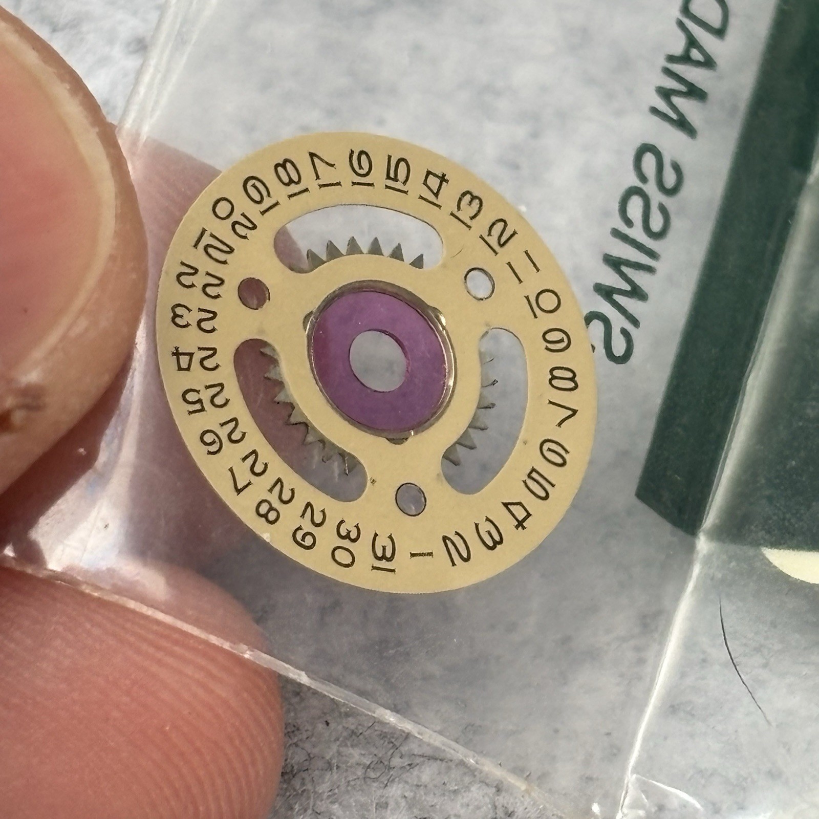 USED Genuine Rolex 2135 6900 2 Beige Open 6 & 9 Date Disc Ladies Watch Caliber
