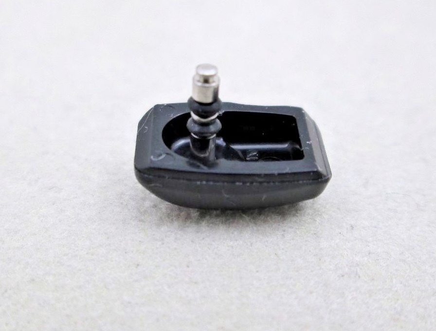 Genuine Casio Pro Trek Pathfinder PAG-40 PRG-40 push button black @ 8:00 & 10:00