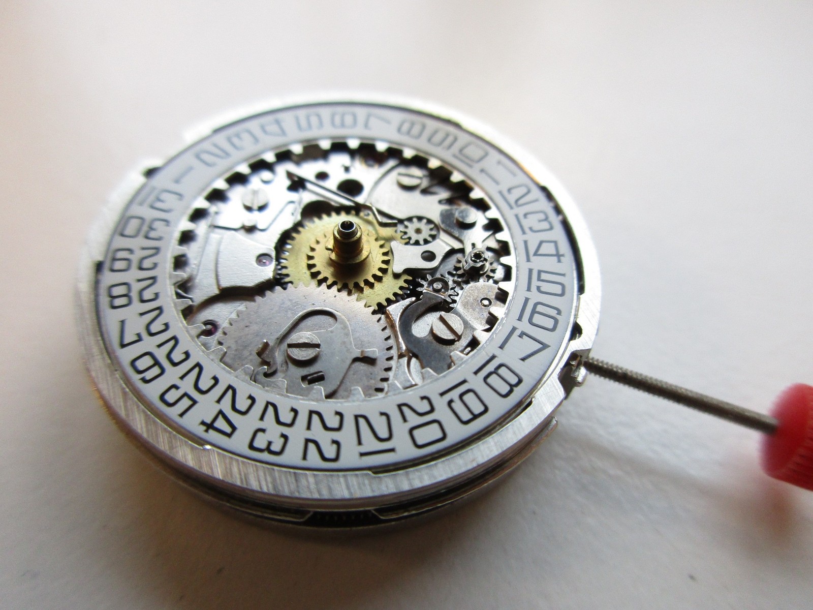 AS 11½”‘ cal. 5203 automatic Swiss N.O.S. watch movement – Date at 3