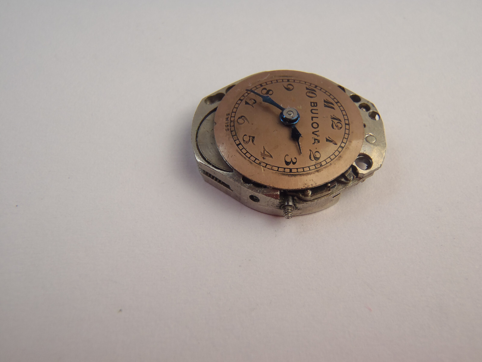 BULOVA 6AM BXW Swiss 17 JEWEL Watch Movement REPAIR OR PARTS