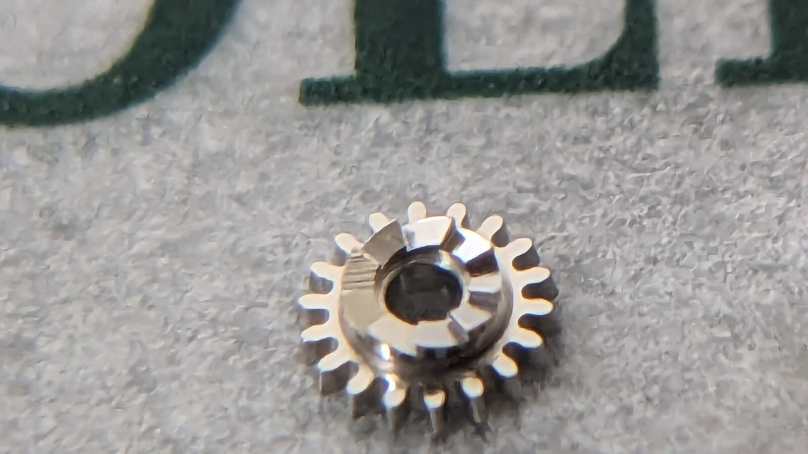 Rolex Genuine Caliber 3135 204 Winding Pinion New Unused Old Stock
