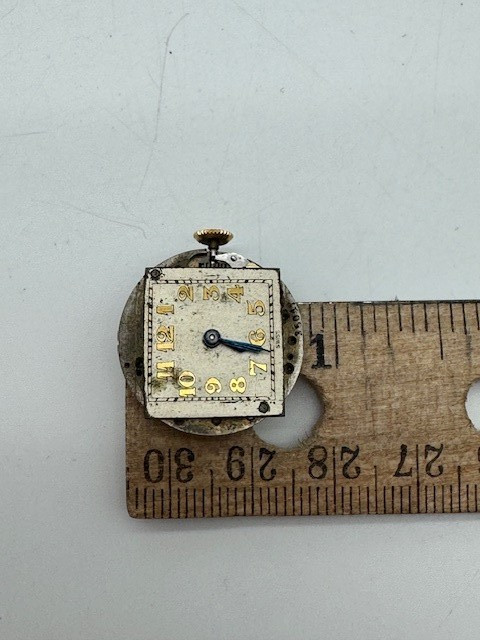 Vintage Benrus 15 Jewels 32207 Watch Movement WORKS
