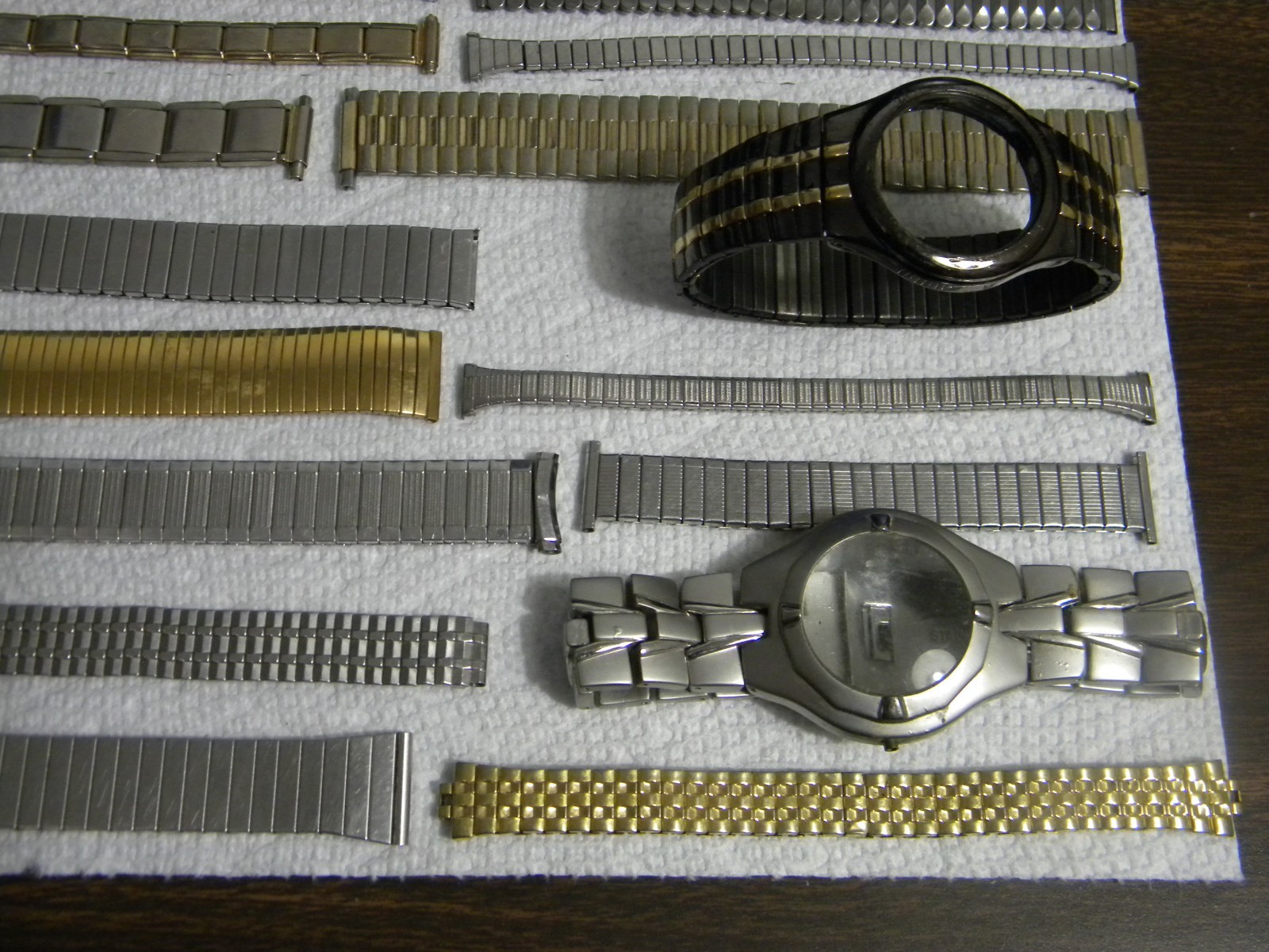 Lot of 27 Men’s Ladies Stainless Steel or Other Wrist Watch Bands and Parts #1