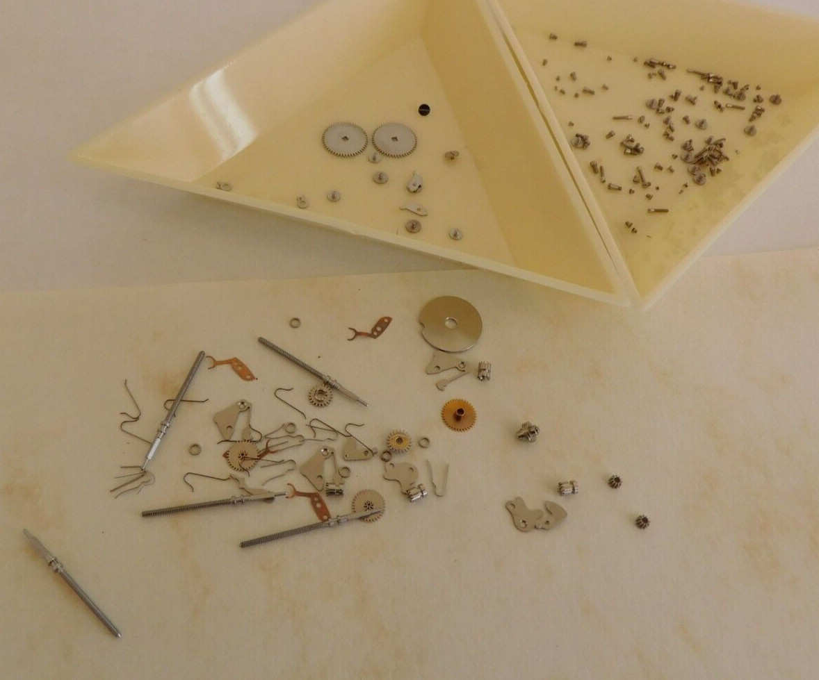 AS 1384. ALL PARTS ARE NEW AND ORIGINAL FROM SWITZERLAND. NEW OLD STOCK.